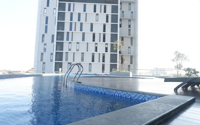 Strategic 1BR Apartment The Linden Connected to Marvell City Mall