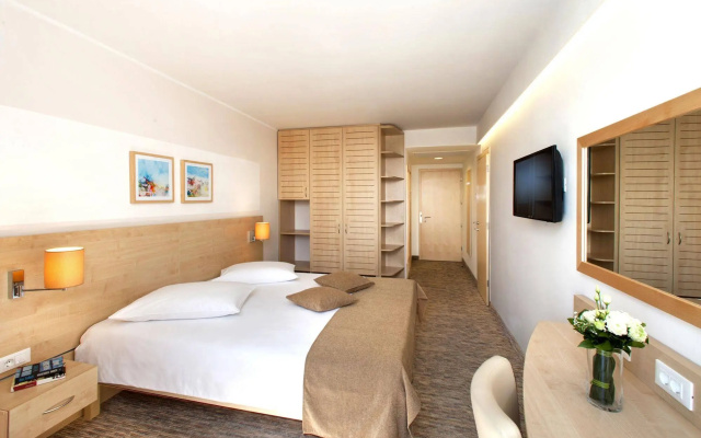 Valamar Parentino Hotel