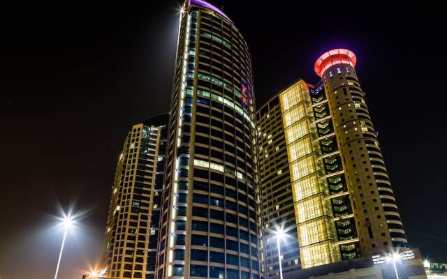 Отель Grand Millennium Al Wahda ОАЭ, Абу-Даби - 1 отзыв об отеле, цены и фото номеров - забронировать отель Grand Millennium Al Wahda онлайн вид на фасад
