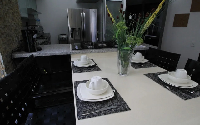 Boutique Apartment PBK Downtown
