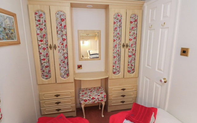 Rose Villa Caravan