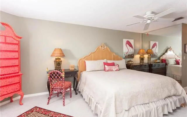 Hibiscus 301A - Two Bedroom Condo