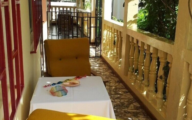 lilis Apartments