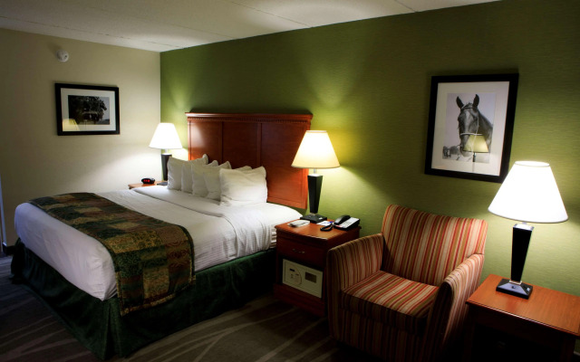 Best Western Shelbyville Inn and Suites Celebration Inn