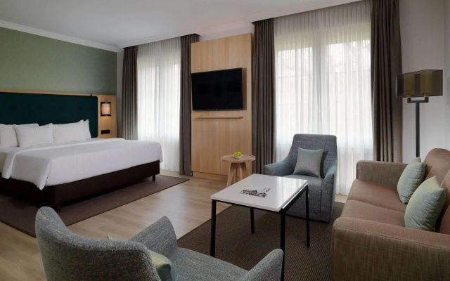 Courtyard by Marriott Hamburg Airport