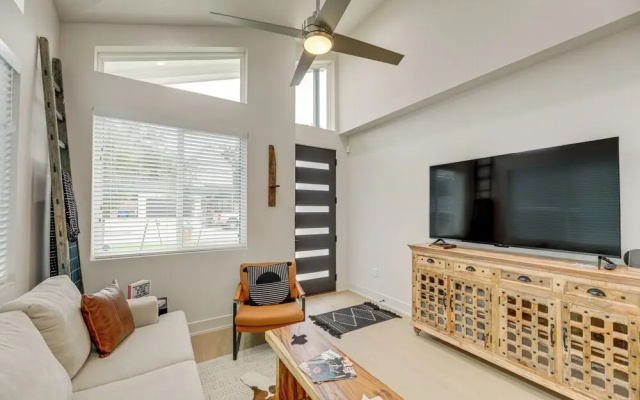 Modern Austin Retreat w/ Heated Cowboy Pool!