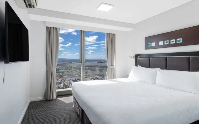 Meriton Suites Adelaide Street, Brisbane