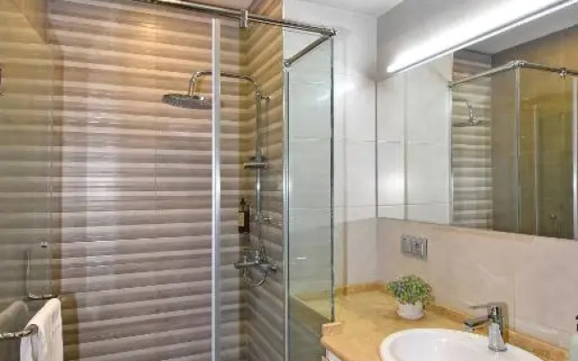 Home4you Apartments on Koghbatsi