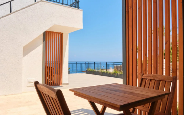 niXie Hotel & Beach
