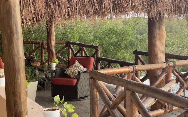 Casa Poeta Punta Cocos