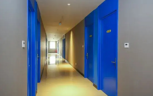 Shangan Lejia Hotel (Shijiazhuang Railway Station Ximeihua Street)