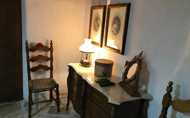 Mylopetra Traditional House