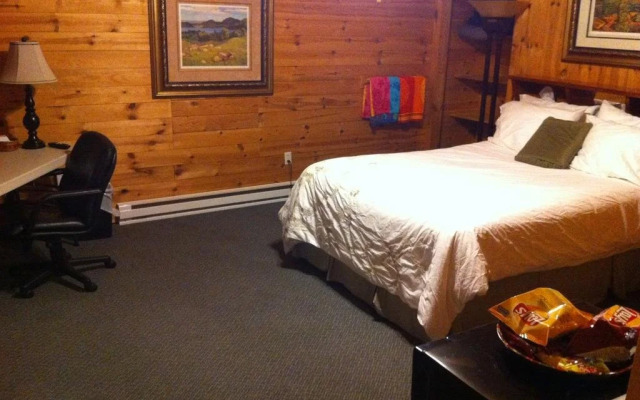 Lake Lauzon Resort and Marine
