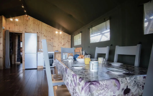 Burryholmes Glamping Tent - Llangennith