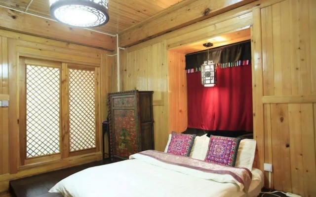 Shangri-la Zhengyi Homestay