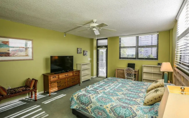 Marina Towers 207
