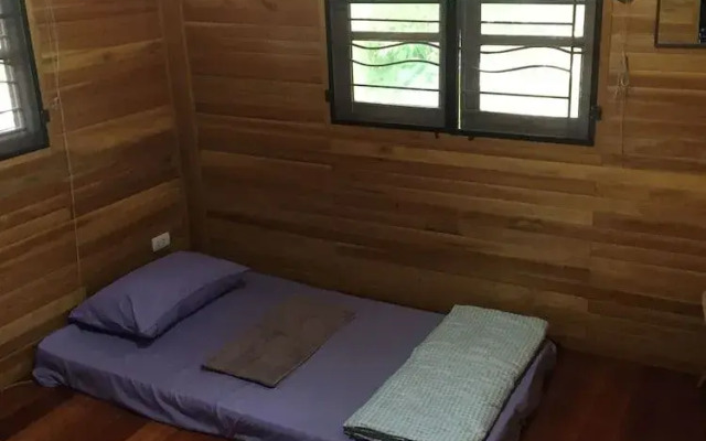 Baan Suan View Dee Homestay