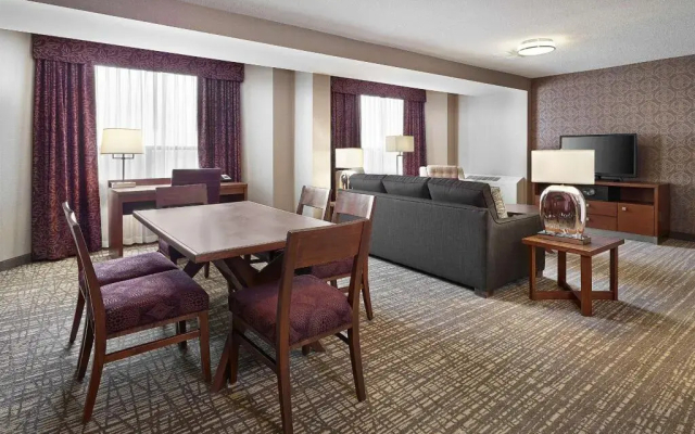 Mayfield Inn & Suites