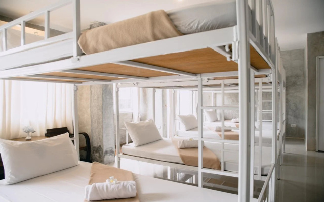 Ban's Avenue Guest House