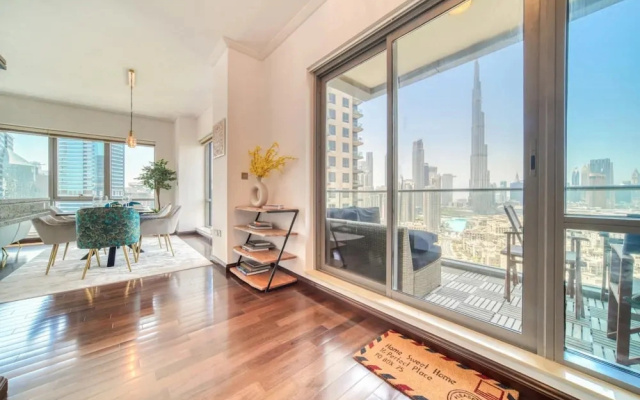 Relaxing Haven w Unparalleled Burj Khalifa Views