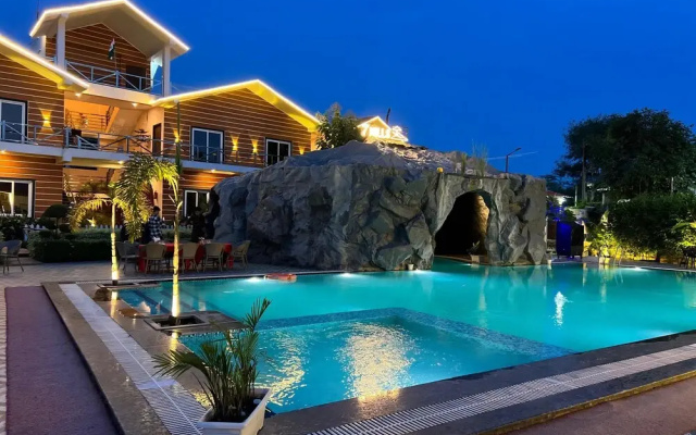 7 Hills Resort