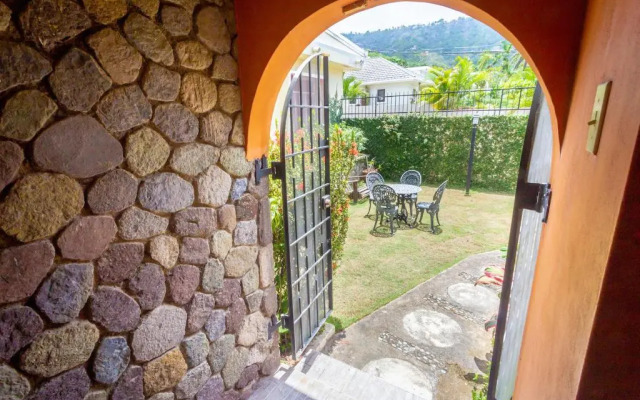 2 BR on Private Estate