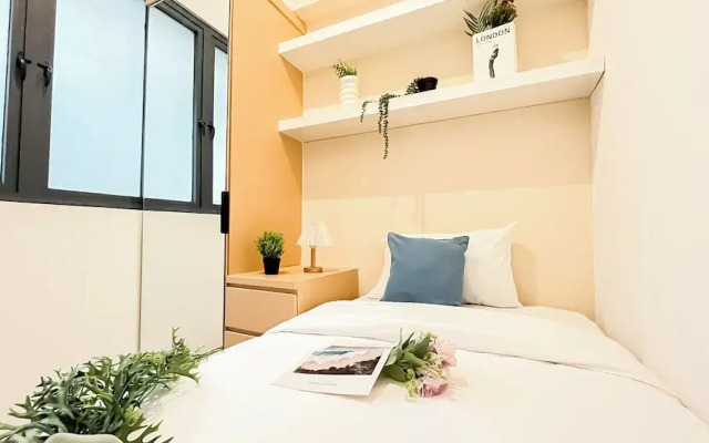 Elegant And Homey 3Br Apartment Sky House Bsd