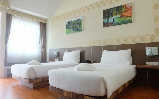 English Resotel Hotel