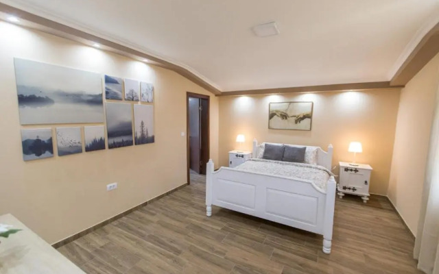 Villa ASTRUM HOUSE