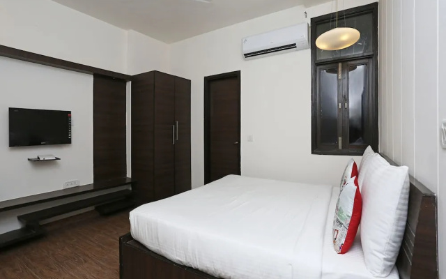 OYO Townhouse 281 Harsh Vihar Near M2K Cinemas Rohini