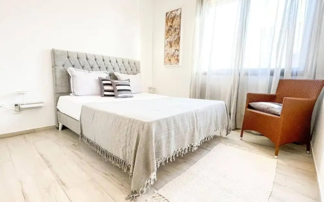 Atlas, a Modern Cocoon in the Heart of La Marsa