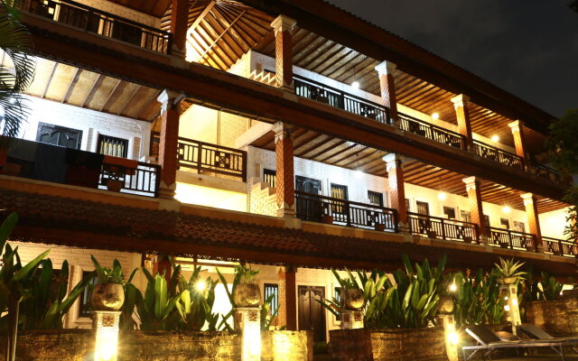 The Taman Sari Resort Legian - Hostel in Kuta, Indonesia from 28$, photos, reviews - zenhotels.com hotel front