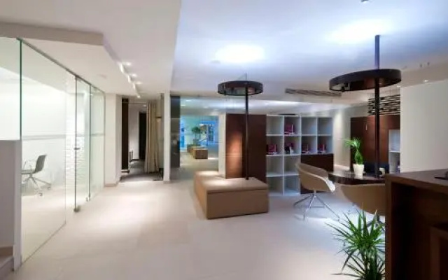 Aparthotel 4 Stars Agia Marina