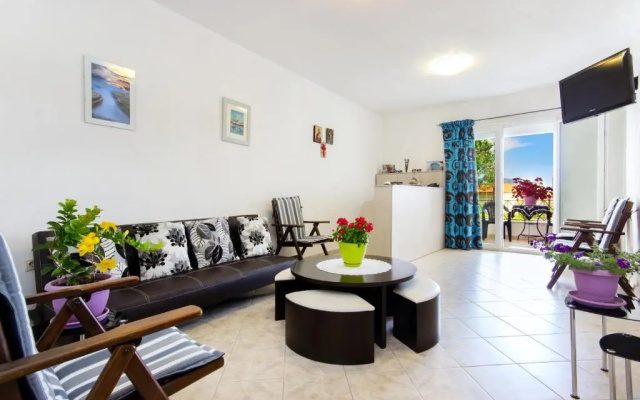 RG Studios Thassos #3