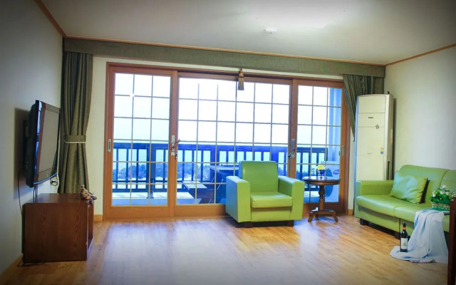 Four Season Pension