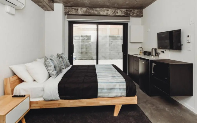 One50 Molesworth - Studio Ground Level