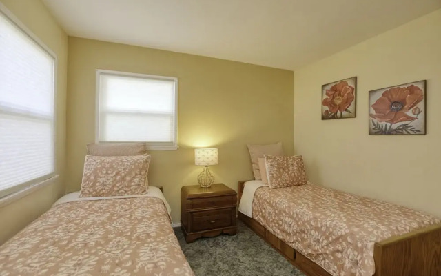 369 Stimson 3 Bedroom Home by Redawning