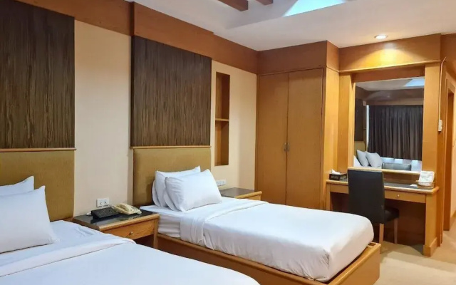 The Rich Hotel Rama 5