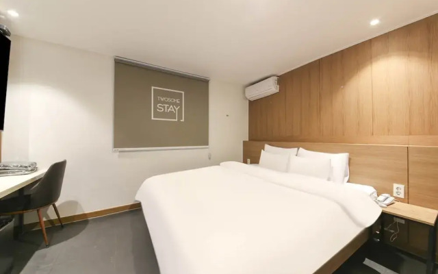 Jeonju Hotel Twosome Stay Junghwasandong