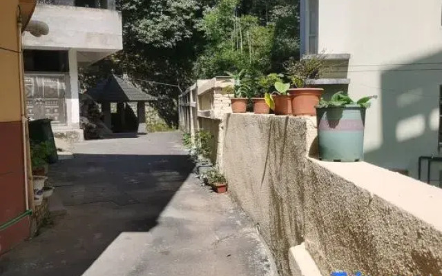 Yichun Yulu Travel Residential Hotel