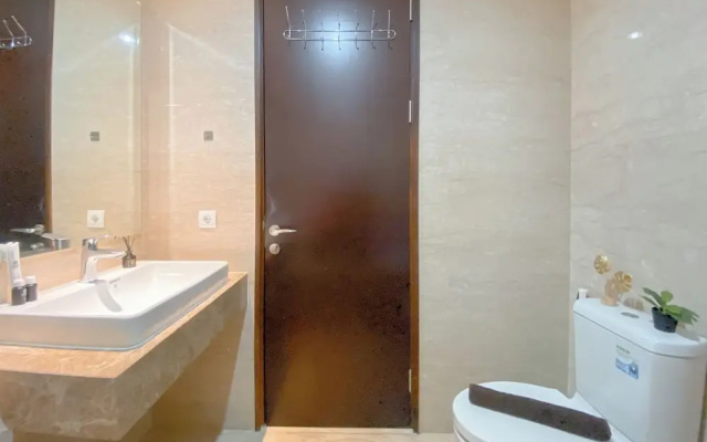Wonderful And Homey 2Br Apartment At Menteng Park