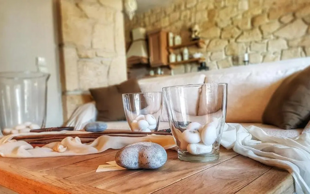 Oikia I, Luxury Stone House in Elani