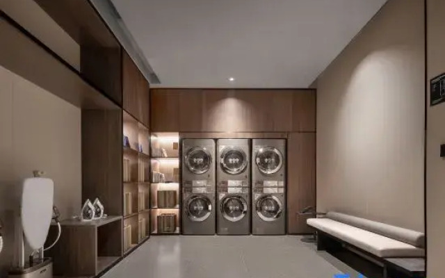 Yatou Hotel, Yangshan Road, Xuzhou Jinshanqiao Metro Station