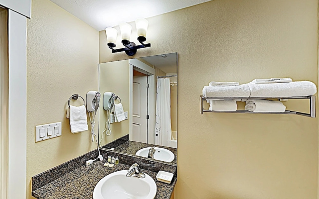 580 Winter Park - Studio Condo