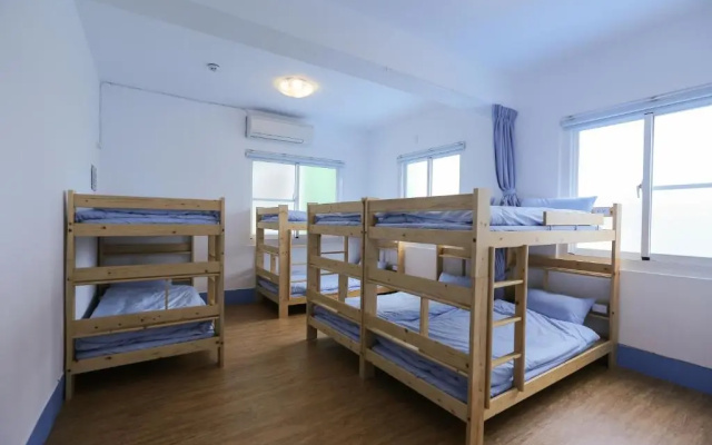 Simple Travel - Hostel