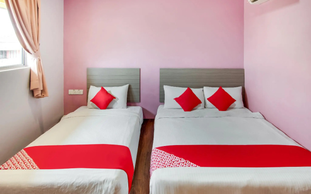 OYO 89480 Dream House Hotel