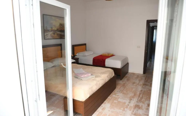 Vila C