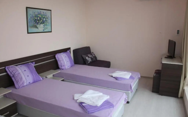 Rose Garden Omax Hotel Apartments