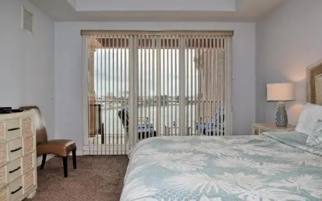 Harborview Grande 406