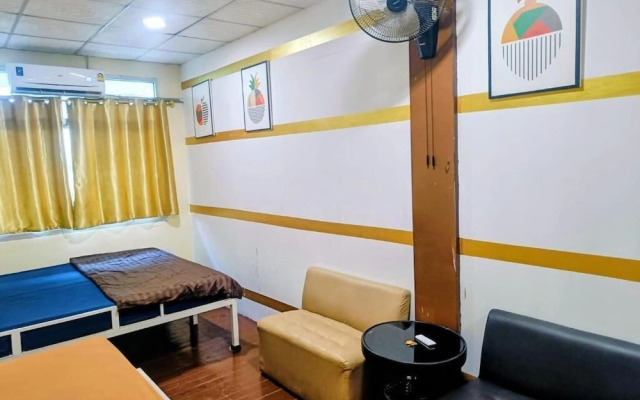 The House Hostel